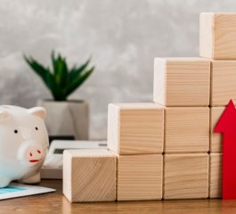 Analysts Track Equifax Amid Ongoing Demand for Credit Data Solutions