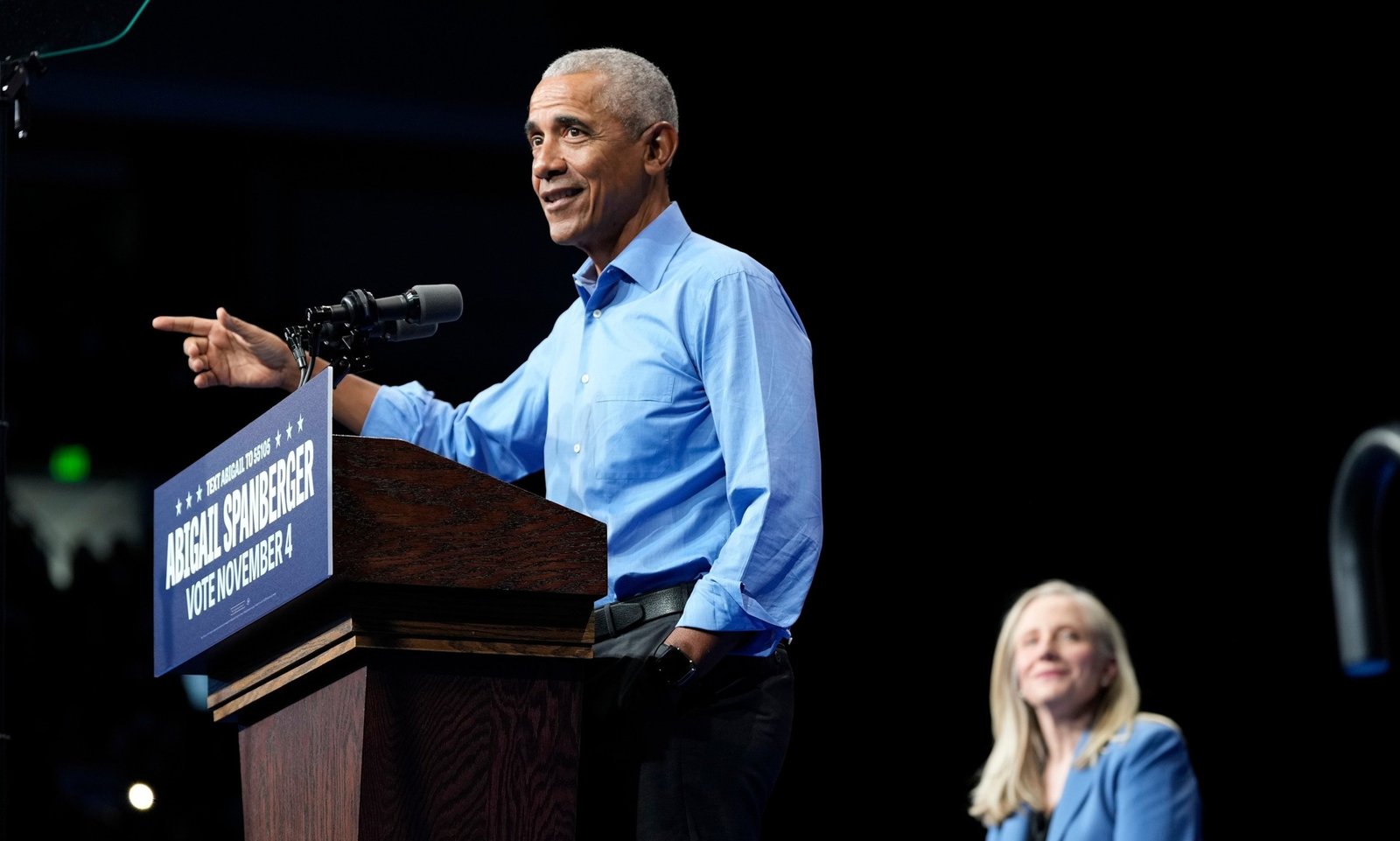 Obama and Harris Mobilize Democratic Voters as Trump Allies Spend Heavily on Republican Turnout - Imagem do artigo original