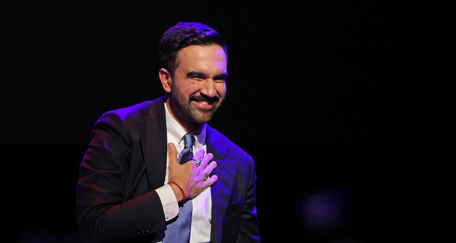 Young Voters and Recent Arrivals Propel Zohran Mamdani to Historic New York City Mayoral Victory - Imagem do artigo original