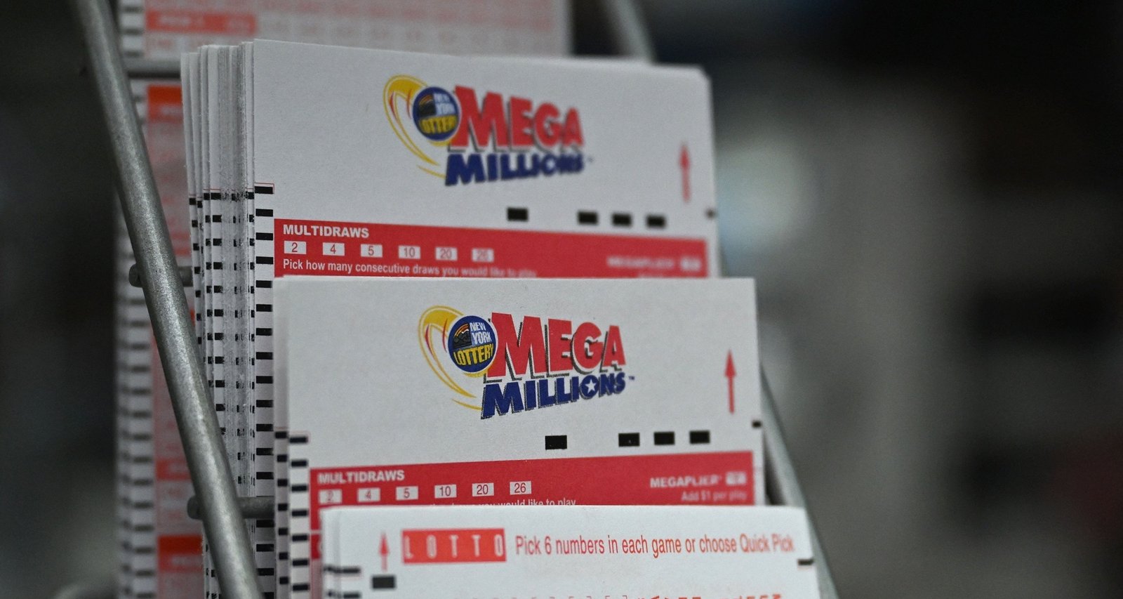 Mega Millions Prize Climbs to $843 Million Ahead of Friday Drawing - Imagem do artigo original