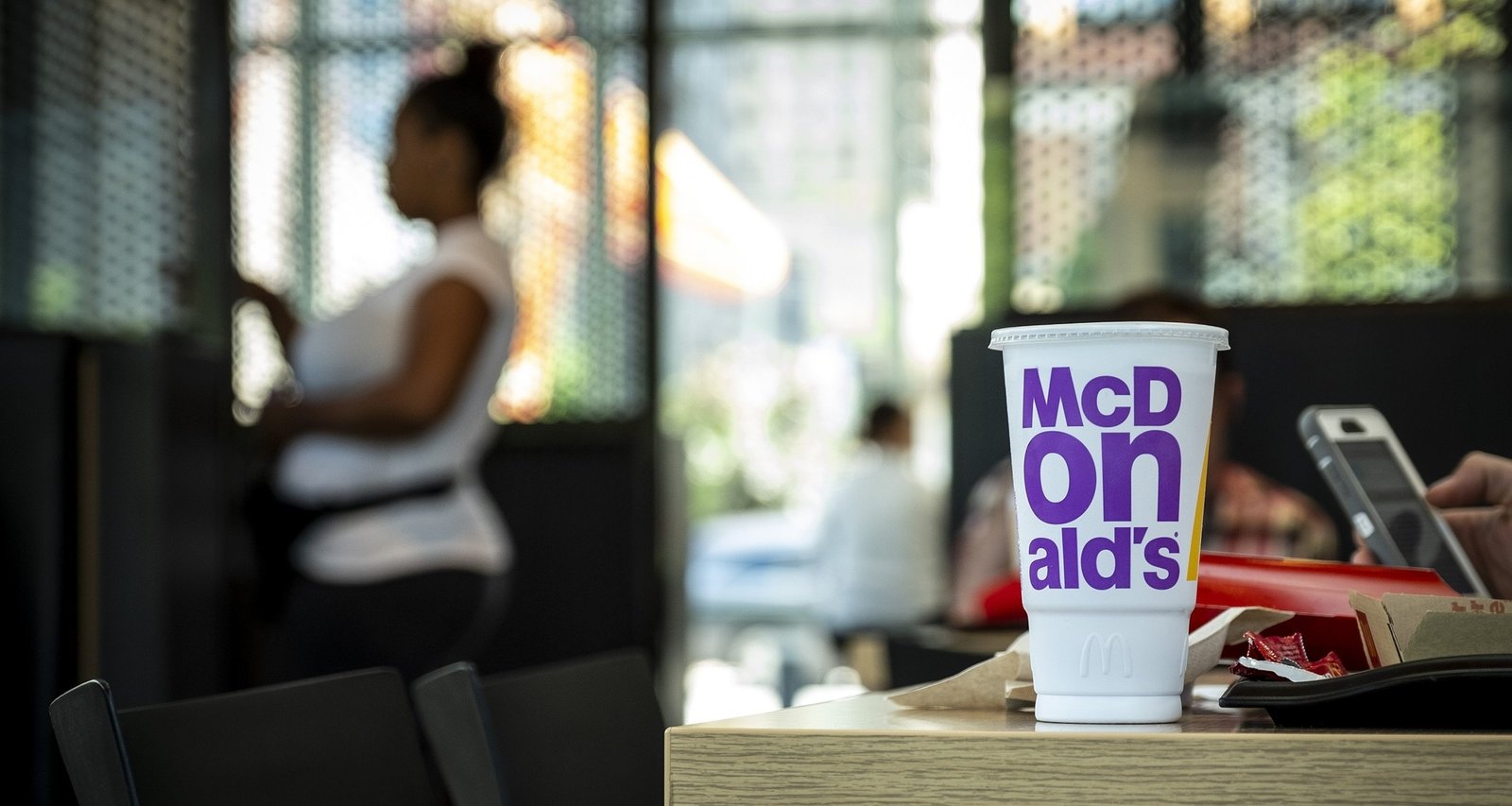 Restaurant Chains Report Slowing Sales as Low-Income Diners Pull Back - Imagem do artigo original