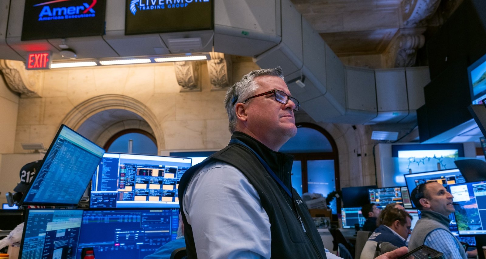 Wall Street Rallies as Senate Advances Plan to End 41-Day Shutdown - Imagem do artigo original