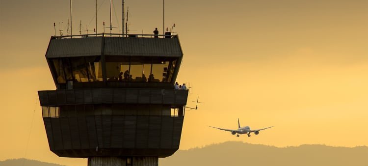 U.S. Airlines Say Flight Turmoil Will Persist Even After Federal Shutdown Concludes - Imagem do artigo original