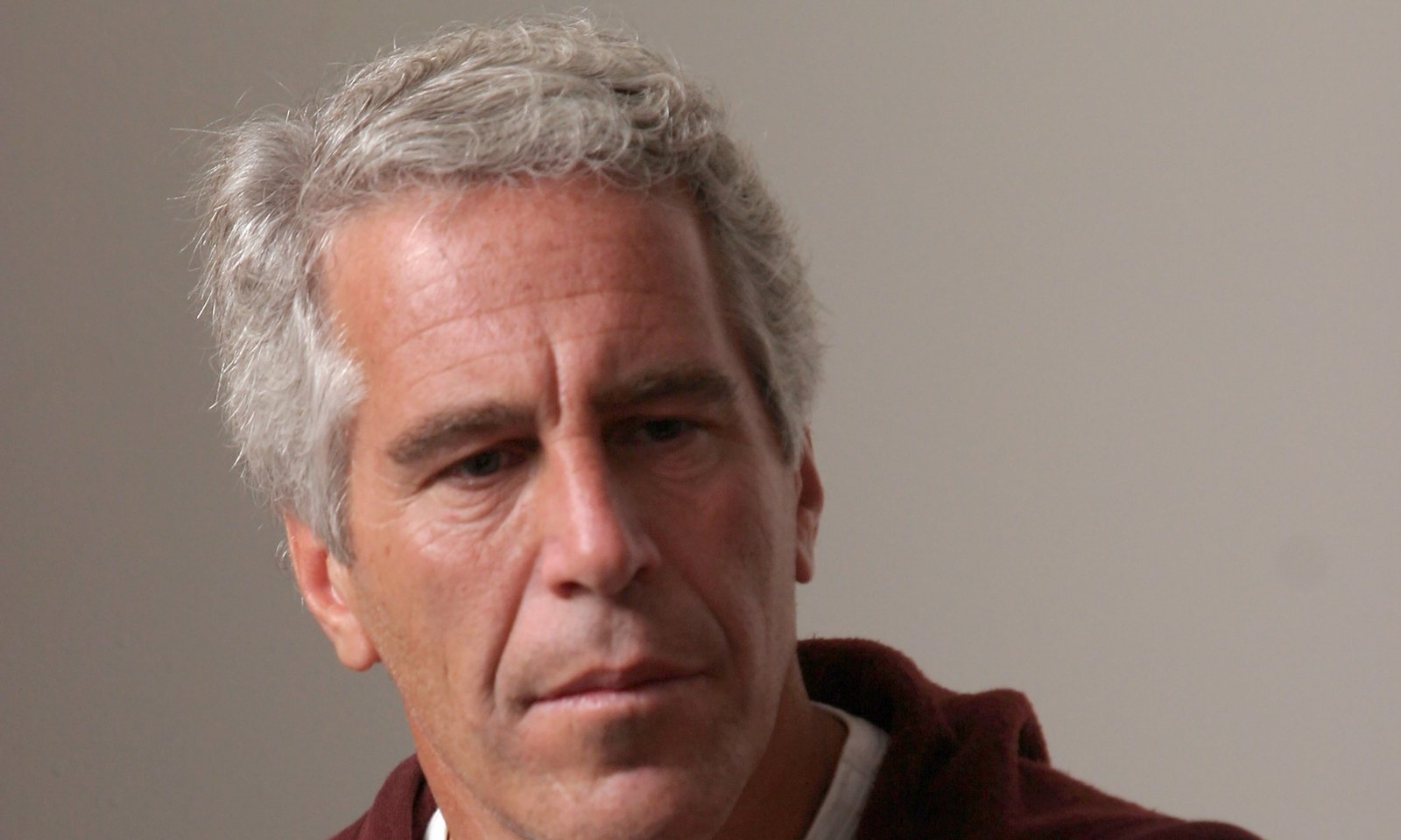 Lawyers for Epstein Accusers Press Judge to Tighten DOJ Redaction Rules After Unredacted Names Surface - Imagem do artigo original