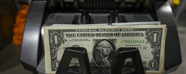 Six Questions to Consider Before Trading in a Volatile Stock Market - Imagem do artigo original