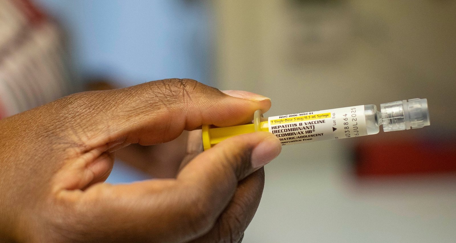 CDC Panel Drops Universal Hepatitis B Vaccine Recommendation for Newborns - Imagem do artigo original