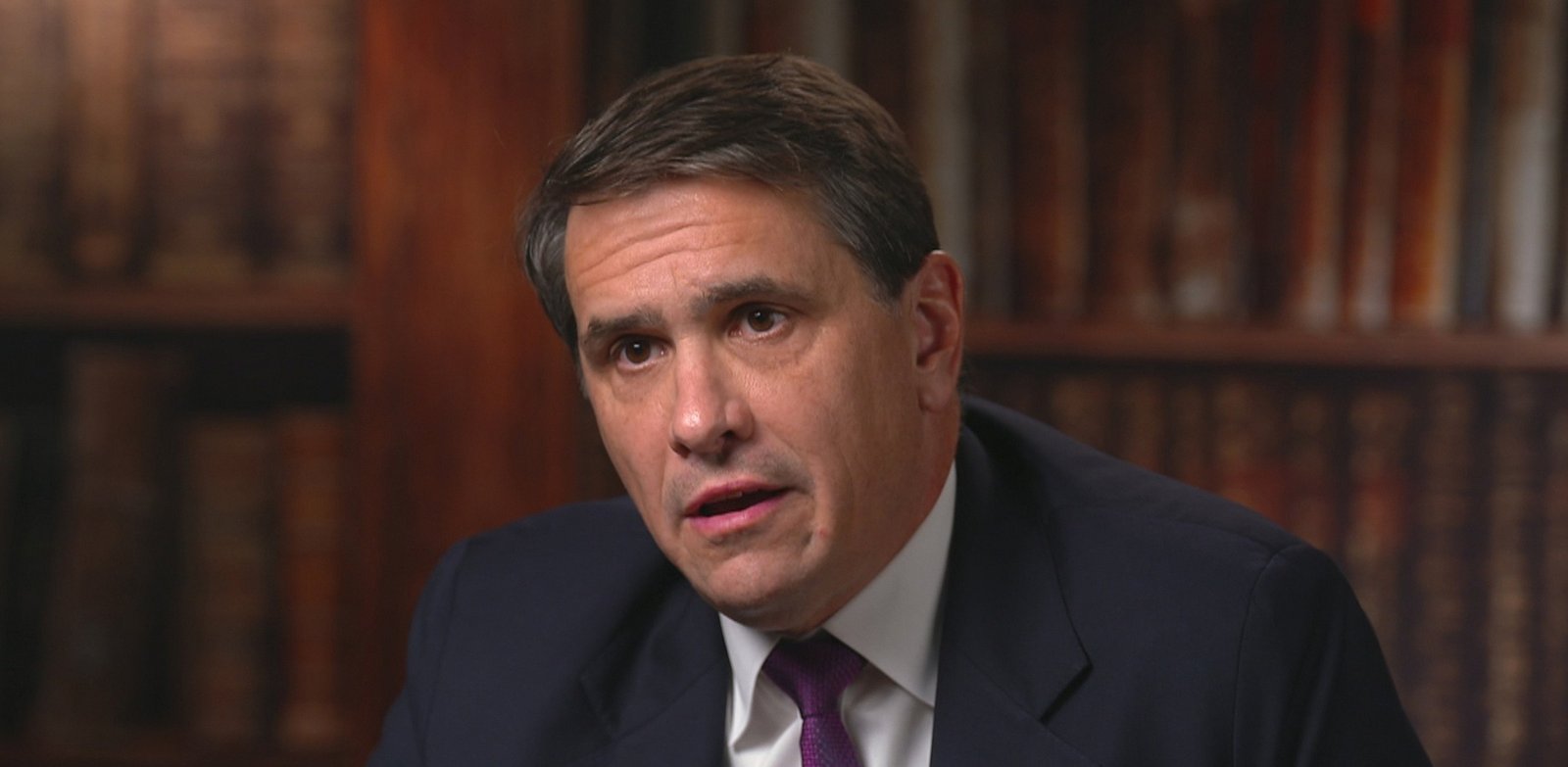 Deputy Attorney General Rejects Claims That Trump’s Name Is Being Removed From Epstein Records - Imagem do artigo original