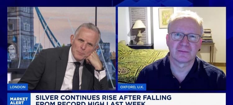 Gold and Silver Hit New Records as Investors Increase Demand for Safe-Haven Assets - Imagem do artigo original