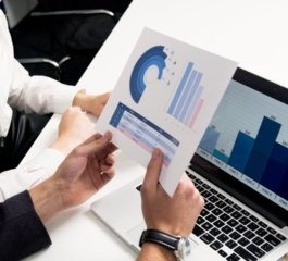 Chevron Seen as Front-Runner if U.S. Firms Return to Venezuela, but Investment Risks Remain High