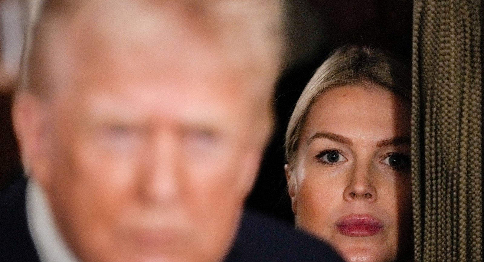 White House Reviews Sanctions, Strikes and Cyber Options as Iran Protest Crackdown Intensifies - Imagem do artigo original