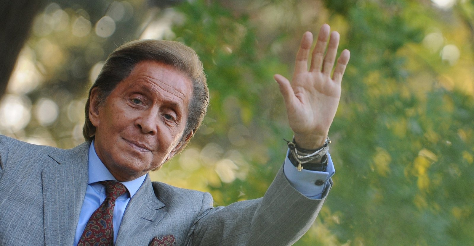 Italian Couturier Valentino Garavani Dies in Rome at 93 - Imagem do artigo original