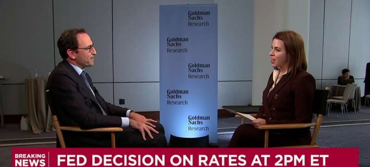 Investors Pour Billions Into Private Credit Despite Mounting Risk Signals - Imagem do artigo original