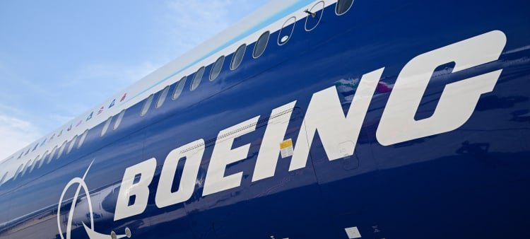 Boeing Posts Robust Fourth-Quarter Revenue Surge as Aircraft Deliveries Accelerate - Imagem do artigo original