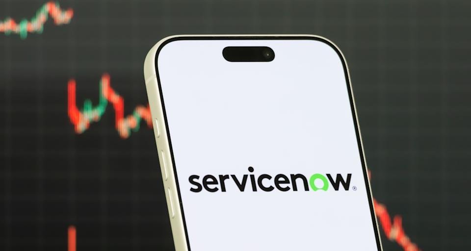 Software Sector Rallies as Analysts Downplay AI Threat to Established Providers - Imagem do artigo original