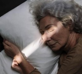 Weighted Blankets Emerge as Practical Aid for Restless Leg Syndrome and Insomnia