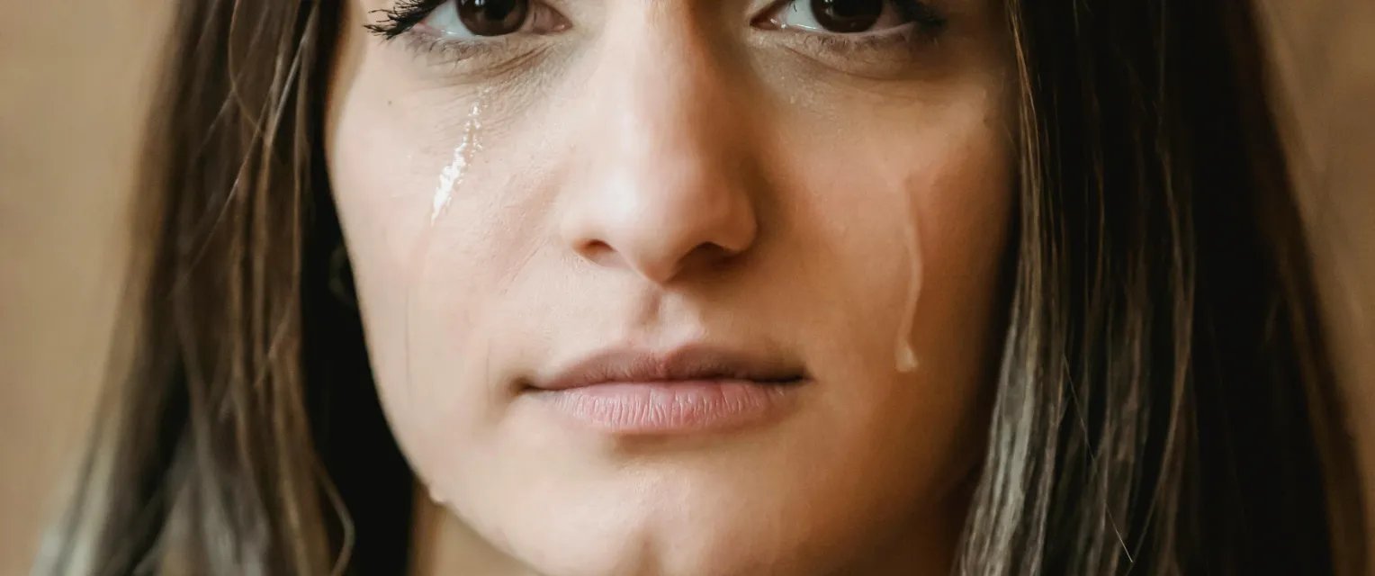 Practical Ways to Support Friends Confronting a Cancer Diagnosis