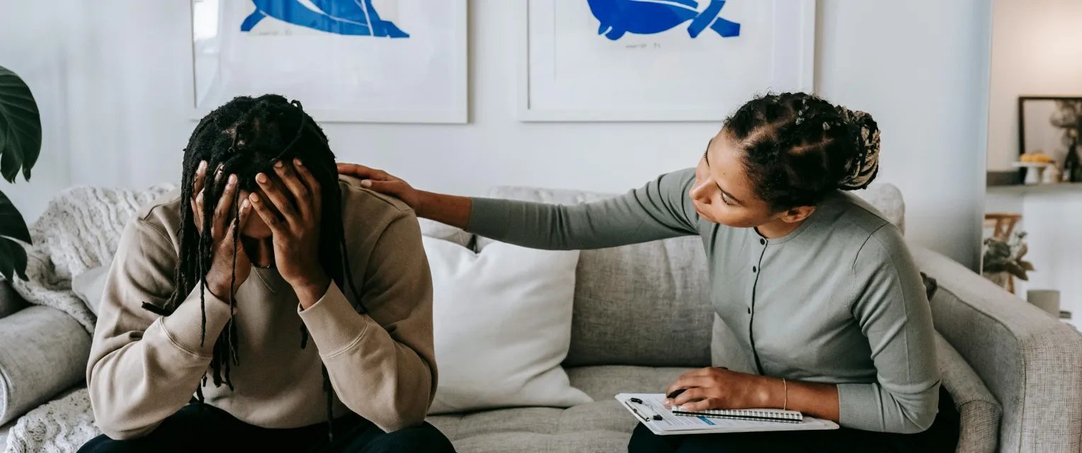 Navigating Unwanted Disclosures: How “Reluctant Confidants” Protect Privacy in Close Relationships - Imagem do artigo