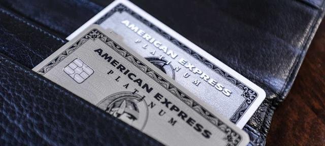 Premium Credit Cards Push Industry Ceiling Higher as AmEx and Chase Lift Annual Fees - Imagem do artigo original